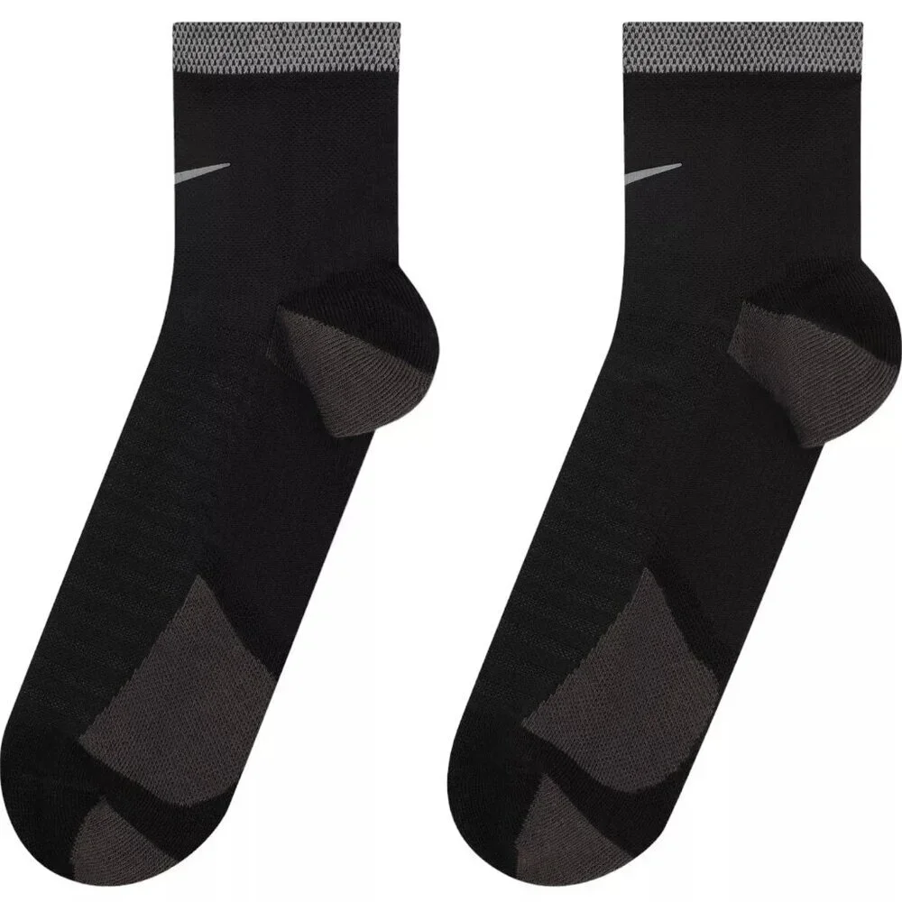 NWT Nike Spark Cushioned Ankle Black Running Socks